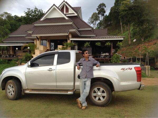 tomus007's tweet photo. หล่อ เท่ห์ คาดว่าจะมาแทนบอย ปกรณ์ http://t.co/YwRLQauawx