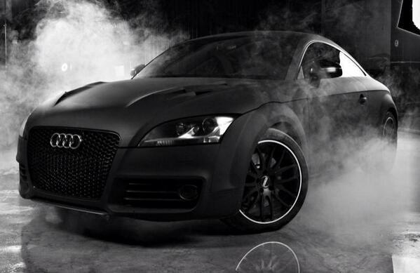 BeautifulCars_x's tweet photo. RT if you want an Audi http://t.co/W0l1Q7hEWx