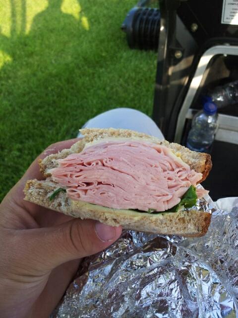 alexc0gen's tweet image. Now that's a ham sandwich #holymeat