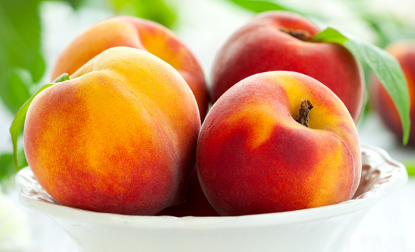 FarmersMarketSS's tweet photo. Two words: PEACH. SEASON. Come and get 'em! http://t.co/eXLb8LzuRU