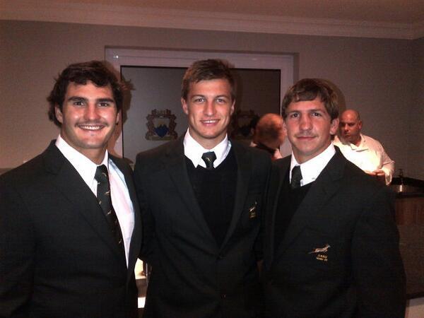 Maak pad vir di groot lorries #diemannegaanplatvee #Kalaharisnor <a href="/SandSeun_TP/">TP Swanepoel</a> <a href="/Johan6Venter/">Johan Venter</a> <a href="/Stephanus0406/">Stephanus</a> <a href="/AJBrits7/">AJ Brits</a>