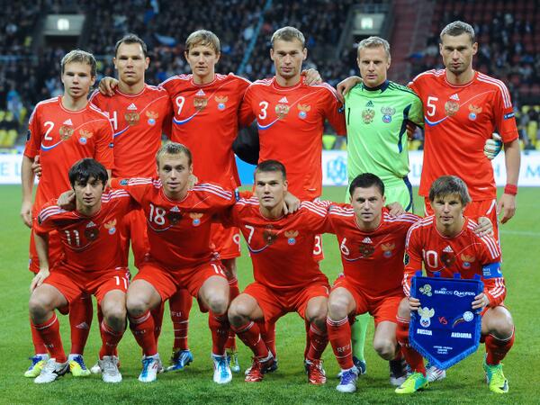 Форма сборной России по футболу 2012. Игроки сборной России по футболу 2012. Форма сборной России по футболу 2011. Форма сборной России по футболу на евро 2012. Фото сборной. Форма сборной России по футболу 2012. Игроки сборной России по футболу 2012. Форма сборной России по футболу 2011. Форма сборной России по футболу на евро 2012.