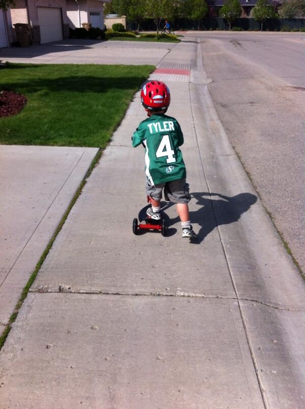 amatsyk's tweet photo. Tyler on his new scooter. http://t.co/chV91H3lGK