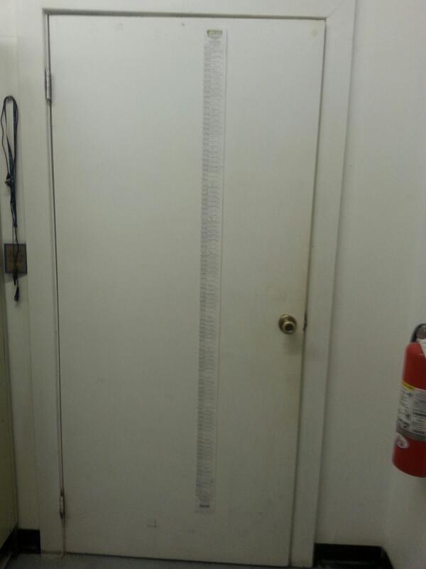 EmilyB41's tweet photo. @AEOProblems $1,443.02 #notanaeorob #bigpurchase #sorryforthecashier http://t.co/i0O2tx6gav