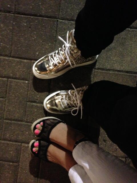 DonovanDaviss's tweet image. #Guispees &amp;amp; #fishnetHeels @Audrey__Davis
