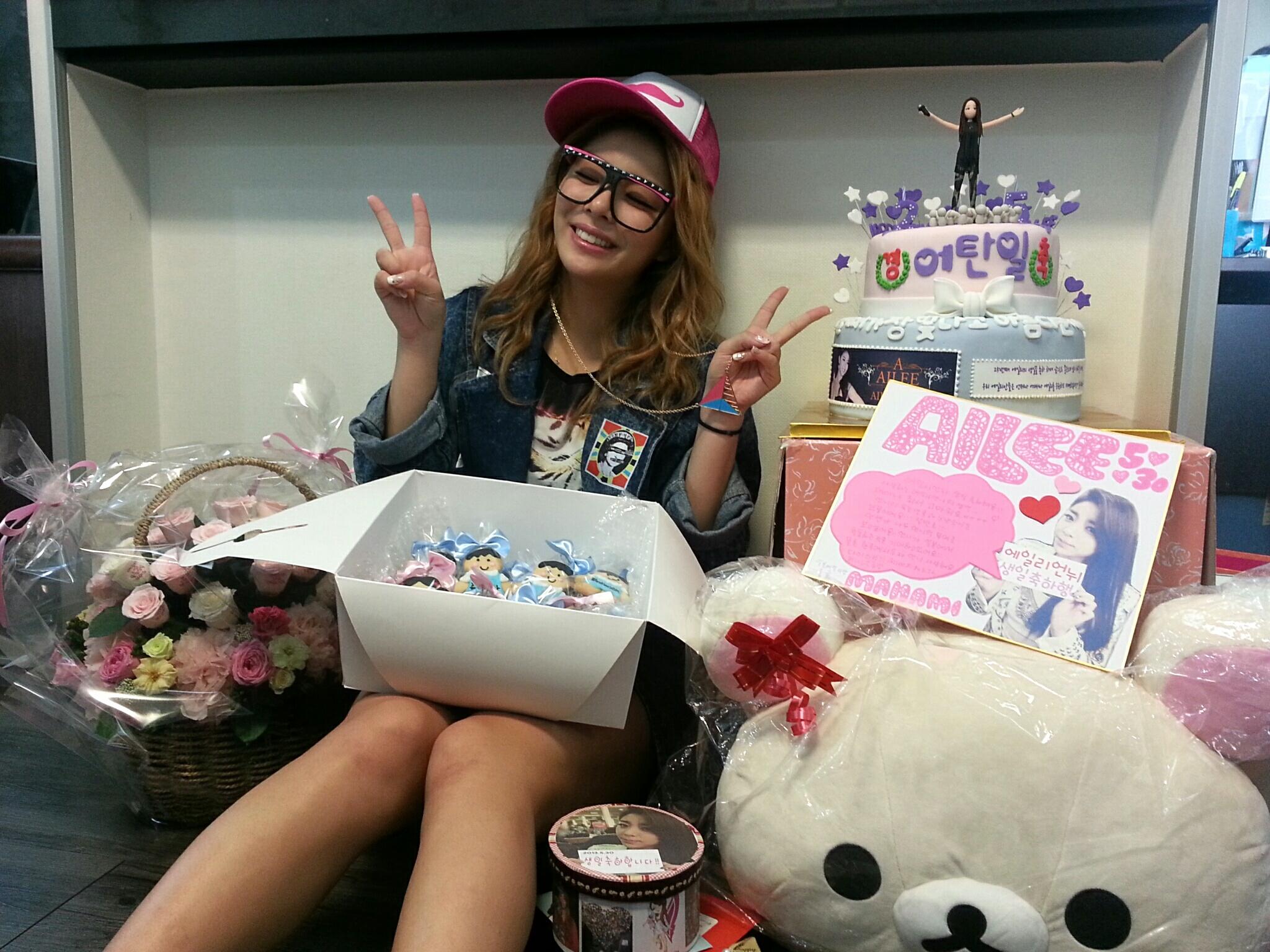 BLfs_uDCQAAAjm8.jpg:large