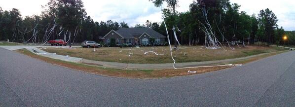 Philwinningham's tweet photo. You would think with 2 boys and a dog this could have been avoided. http://t.co/DvMSxTS98d