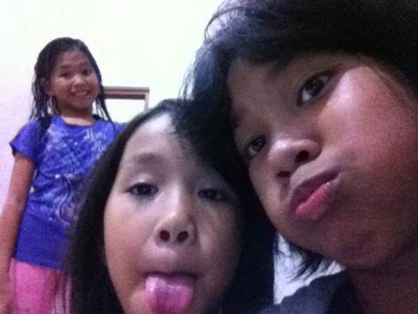 eunike_sharon's tweet photo. Sharon Tasya chelsea http://t.co/QUcg4RV6YY