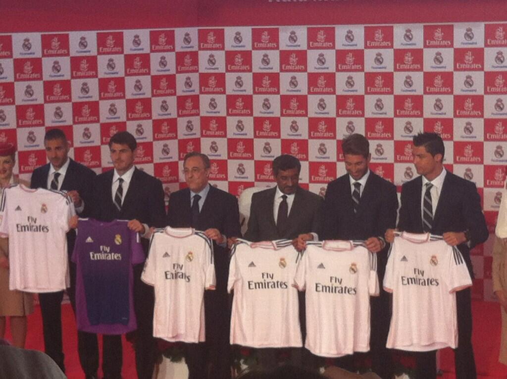 BLgoBBMCUAA7TDz.jpg:large