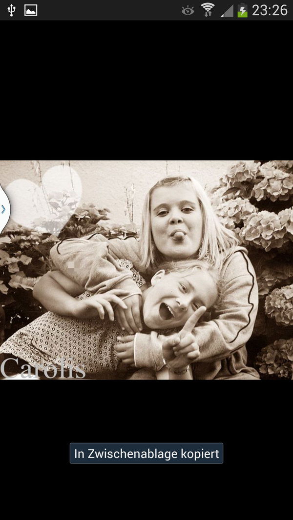 Lisa_Pacius's tweet photo. Remember ? I looooove this pic so much ..love you sister ♥ http://t.co/RvEsPb9JXi