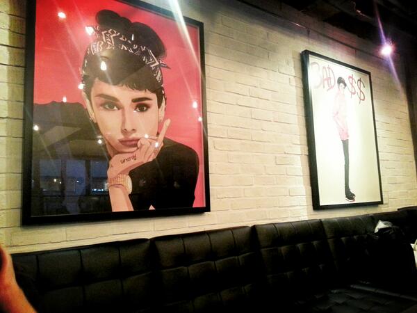 MinzzeongJ's tweet photo. 이곳이 생각나는밤~..
울적하당 http://t.co/zmO3K6INqI