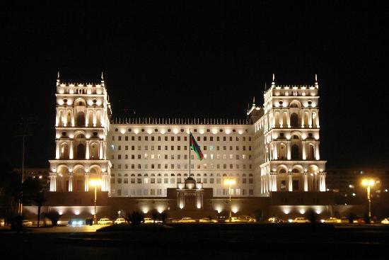 GÖZEL BAKI GECELERİ...