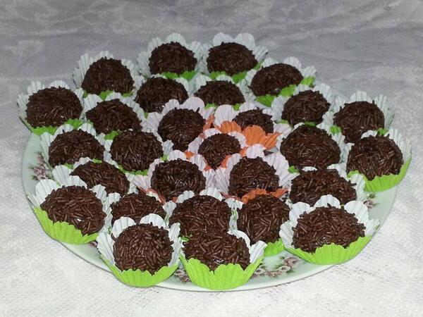 Brigadeiros by Piaceri! Hum... deliciosos!!!