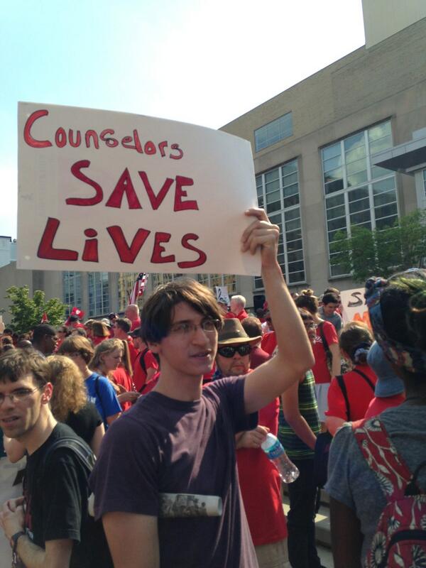 215studentunion tweet picture