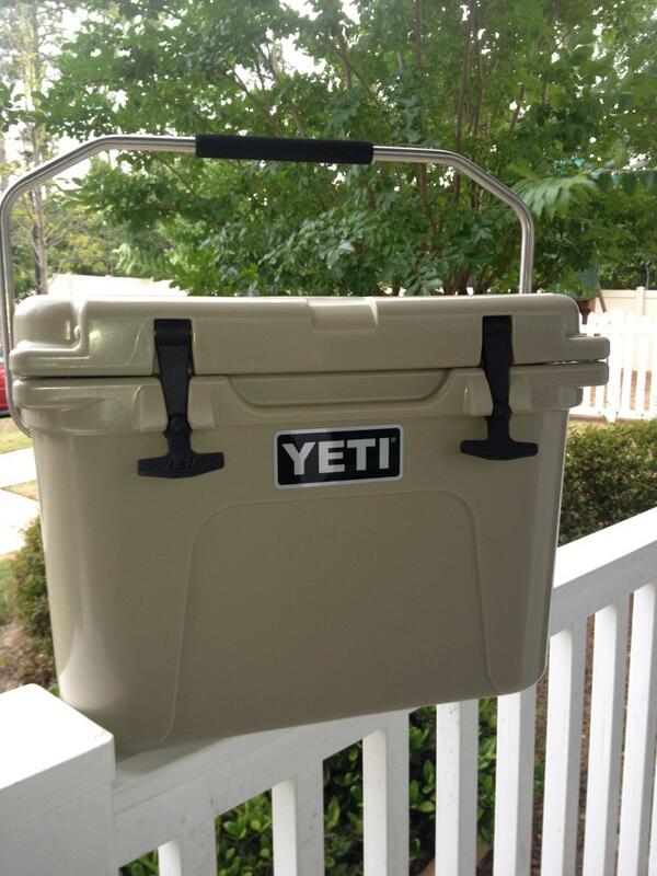 0Webby0's tweet photo. @trey2107 Worlds best cooler just showed up! Ready for transport to your location! Thanks @YetiCoolers http://t.co/nehTGhS3gj