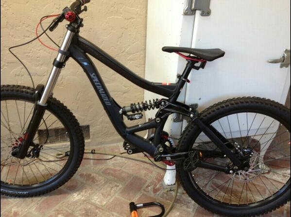 Mountainbiker's tweet photo. Old pic of my bike but still looks the same, can't wait to go mountain biking up at Northrstar this year http://t.co/qbiWd1R22d