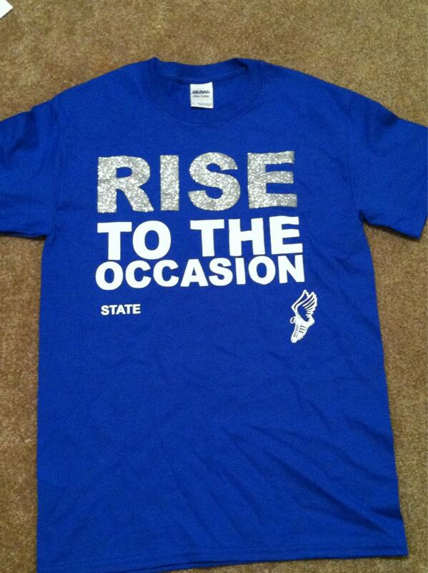 whatsthePOYNT's tweet image. By far the coolest state shirts we have ever gotten! #TrackState 💙😍👟👌🏃