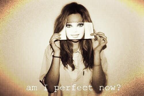 Tumblr__Fashion's tweet photo. Everyones perfect in their own way. #Perfect #Barbie http://t.co/xD0Tk85L6y