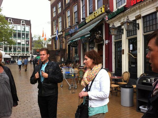 TommyRfss's tweet photo. Janet van der Meulen...cykelexpert hos Trafikverket Syd guidar oss i sin hemstad http://t.co/TwYkbmek3s