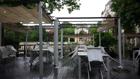 phixl's tweet image. Pissing down in Vienna:( #classicalnext @ClassicalNEXT . Still,meeting lots of nice people