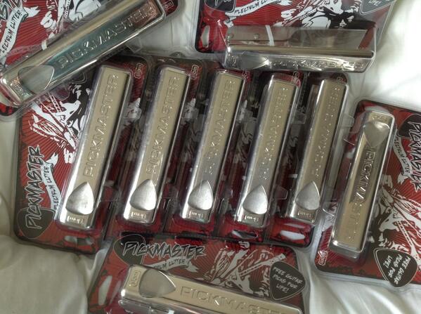iPhoneCareHome's tweet photo. I now have more Pickmaster Plectrum cutters available. £12 each. http://t.co/Axck8czjUp