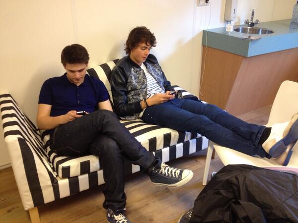 Angelagroothuiz's tweet photo. De jongens hebben er zin in..:) @adriaanpersons @HarisMusic95 #xfactor_RTL http://t.co/Jpea4bZ7In