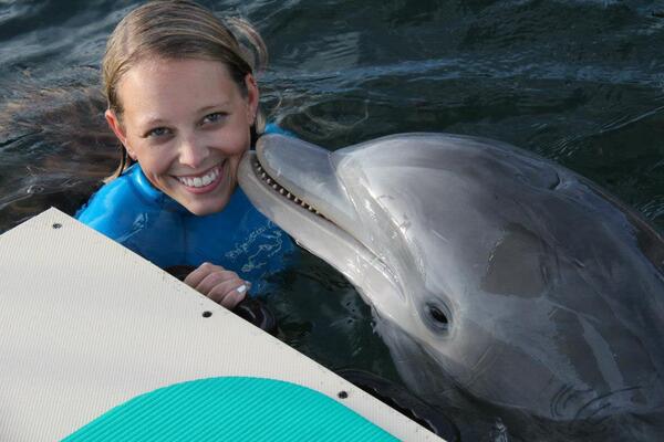 KeysPilotHouse's tweet photo. What a great photo! RT @h_johnson7: Miss this!! #dolphinsplus #swimmingwithdolphins #keylargo http://t.co/x0tgCbcDqS