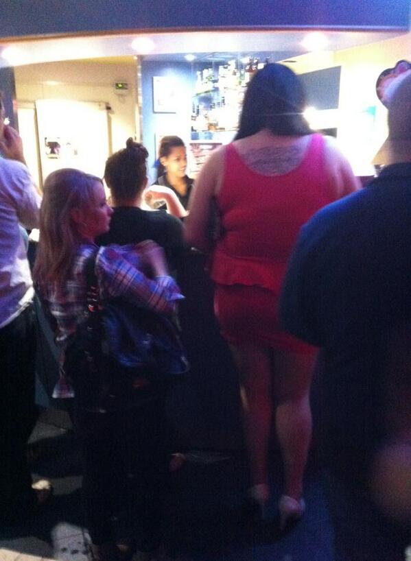Shit! You wouldn't fuck with her would ya? #Unit #NightclubFAILS