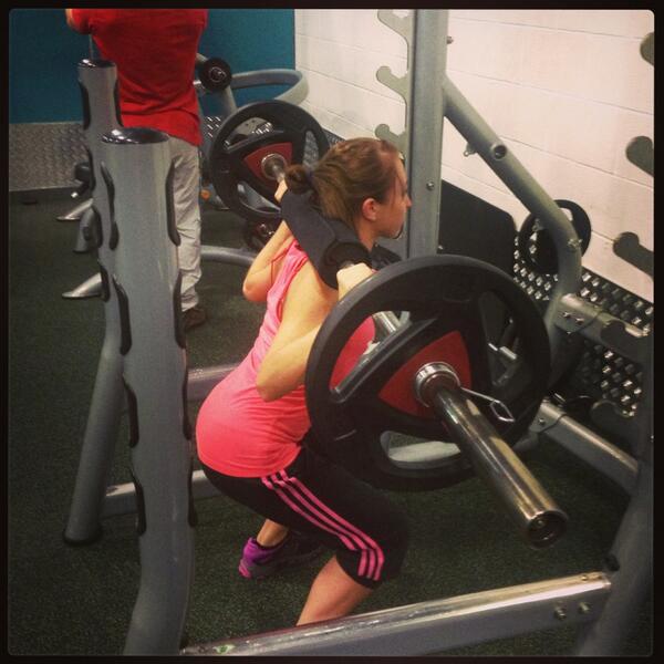 Megandancerxxx's tweet photo. It's that time again...... #squats #ass http://t.co/k7XczUPAtX