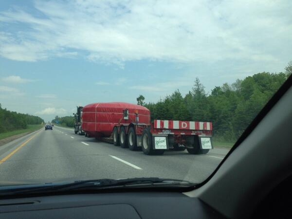 BillyTellier's tweet image. Attention transport de maudit gros Babybel