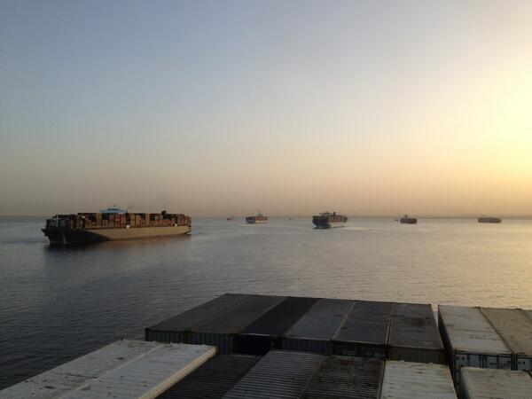 Guess we'll join the queue then..... @MaerskLine  #Suez #shipping