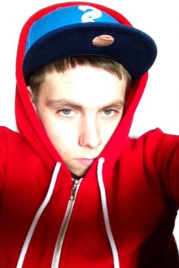 Gower's tweet photo. Plzz tell me if u think he is cute.. @Josh__Logan http://t.co/LnKOv0TE2q
