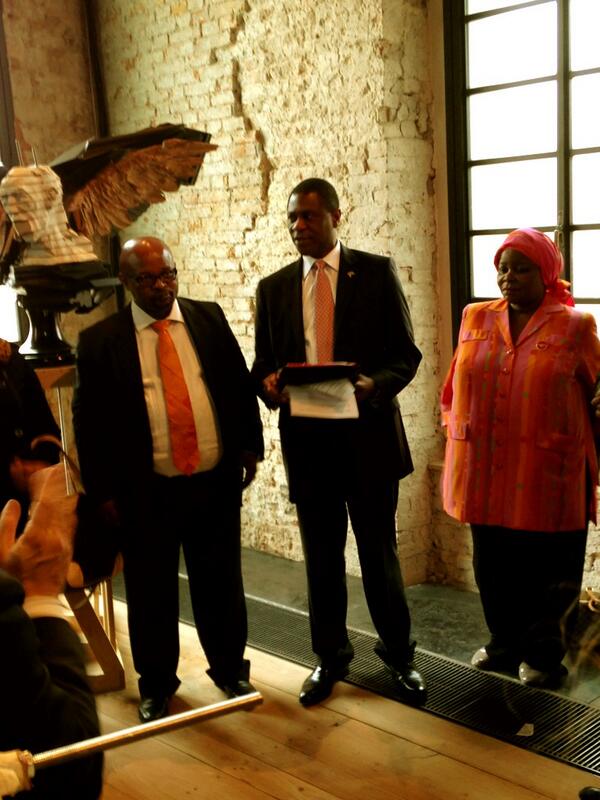 ImaginaryFact's tweet photo. SA Pavillion is open! Min Paul Mashatile, SA Ambassador to Italy, Nomatemba Tambo and Consul-General Saul Molobi. http://t.co/yeNvMSookL