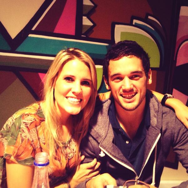 Lets win a night away #DinerOnTheWharf  <a href="/BrettGower/">Brett Gower</a> <a href="/SpierWineFarm/">Spier Wine Farm</a> @VAFoodMarket