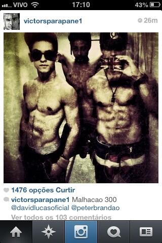 95marina_'s tweet image. #Atençao estou tento um #HeatAttack porque o @DavidLucass e o @VictorSparapane estão querendo me matar sente so :3