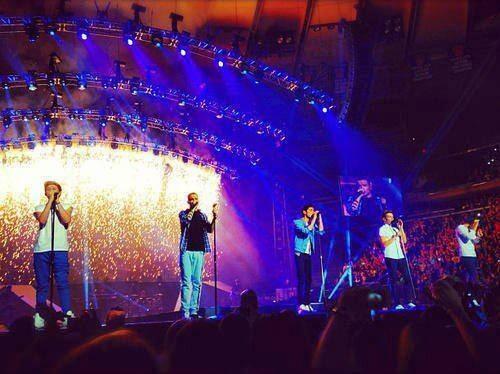 leslie_150's tweet image. Eight Days💛
#OneDirectionenMexico