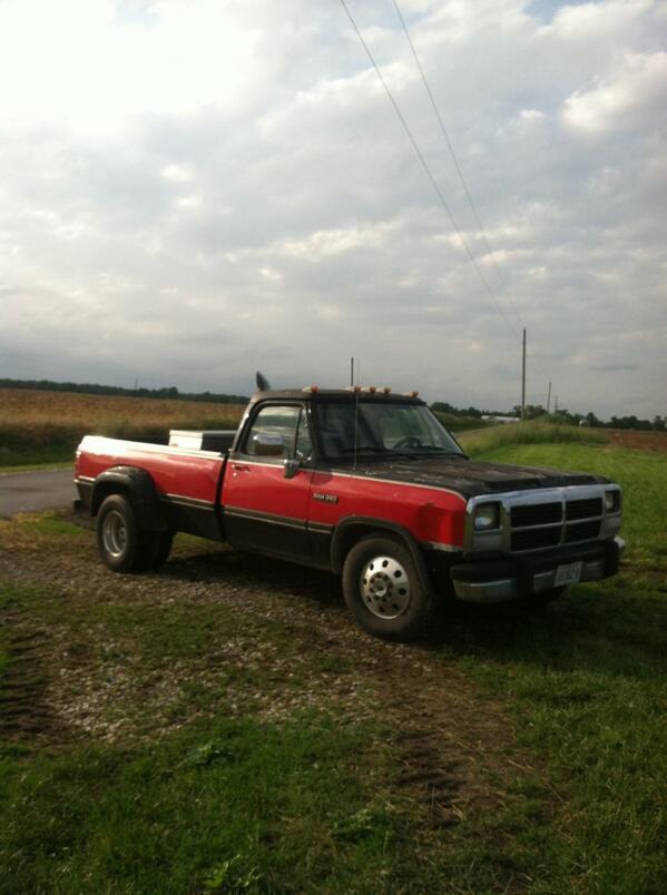 EZLiske's tweet image. Out here blowin smoke 
#coalrollin#cummins