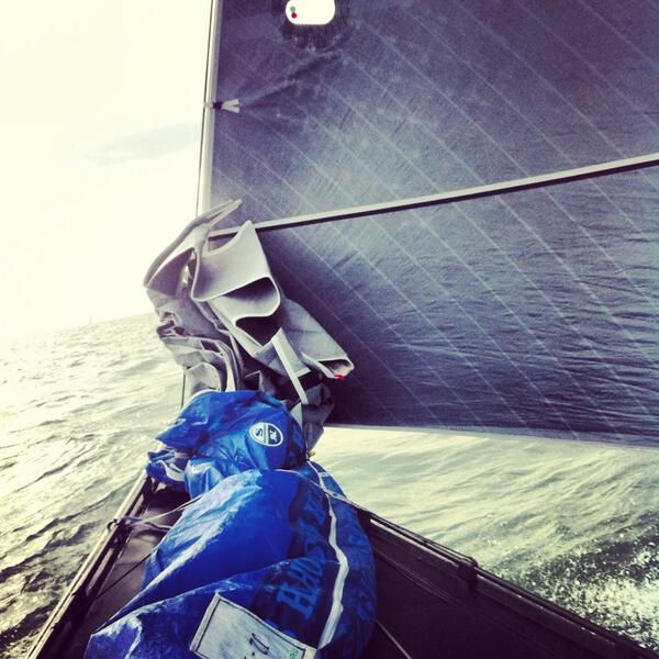 TeamAquaRC44's tweet photo. In-line jib peel #BallAche @RoundtheIsland #RC44 #TeamAqua #raceforall http://t.co/IvGqNPe4gm