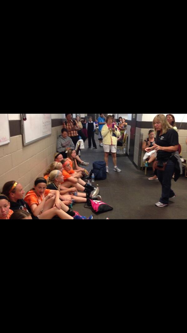 Tracy Douglas (@tdadhhs) on Twitter photo Olympic gold medalist <a href="/DrDotShortstop/">Dot Richardson</a> gives the Crush girls an inspirational speech while waiting out the storm. Olympic gold medalist <a href="/DrDotShortstop/">Dot Richardson</a> gives the Crush girls an inspirational speech while waiting out the storm.