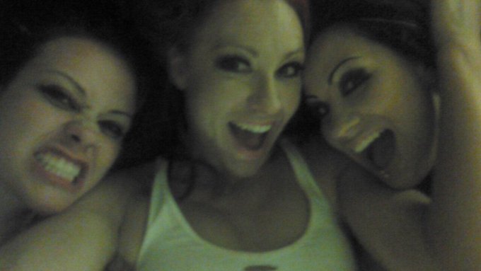 #luckybitch http://t.co/t2ZptaFlho<a href="/tag/luckybitch"class="tags">#luckybitch</a>