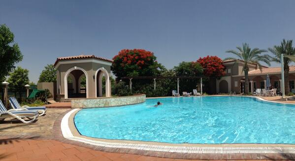 dubaiswimming's tweet photo. Green Comunity DIP http://t.co/dWcWpOTxg1