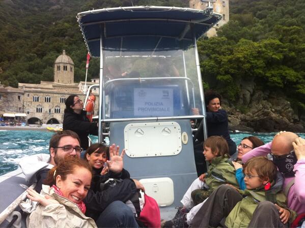 Salutiamo Abbazia di San Fruttuoso,ci aspetta gita sul gommone per raggiungere Niasca #blogtourportofino #liguria