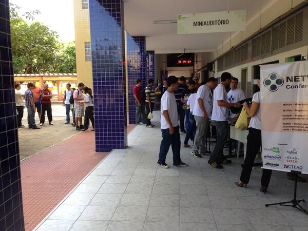 ivanildogalvao's tweet photo. "@mizaelf: A @netconferencern é sucesso de público... http://t.co/YTGdEoizTs"