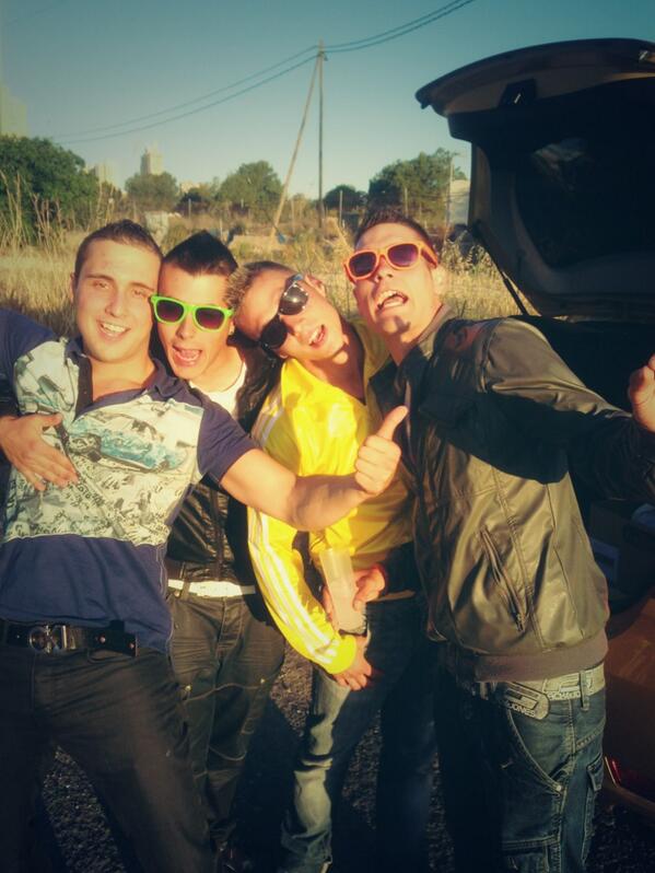 xinovgr's tweet photo. @jairobob92 tas mol tokaet del ala tu tame @JoseCa47 http://t.co/oUPe91whzL