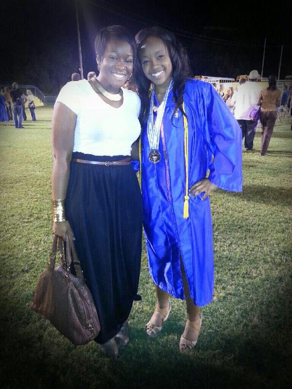 IamTeeNicole's tweet image. My sister @JasminePYT &amp;amp; I at her graduation last night! #myfuture #BeautyandBrains #FAMUbound