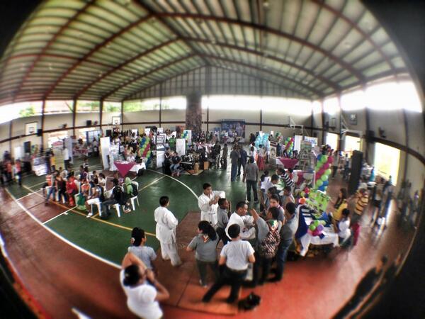 robertbaumrubio's tweet photo. #FeriaAcciónJuvenil pritty! Hoy Roba Morena será feeling murga! @alcancepositivo @ponteenalgo http://t.co/mMQMtcPjtH