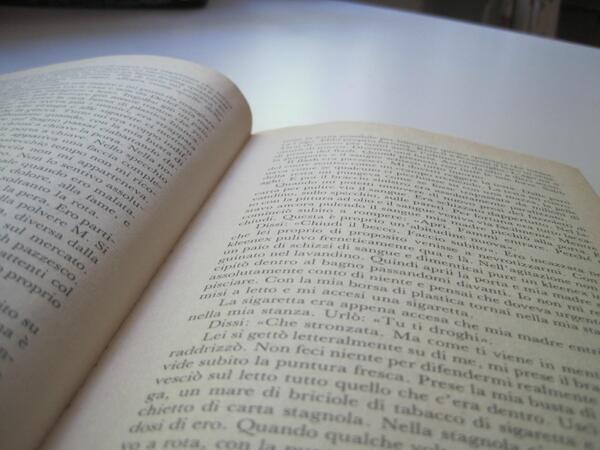 CupOfYou's tweet photo. book#make#me#feel#happy http://t.co/scPQkv6w5P