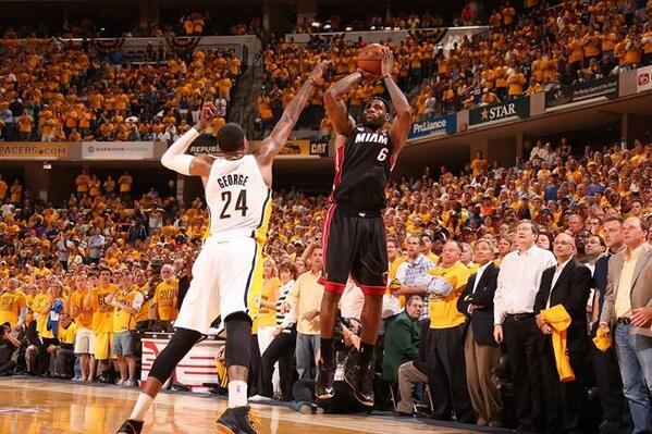 wager_us's tweet photo. Regardless which team you like get down action at wagerus.ag #livebetting http://t.co/lNbsiB43zj