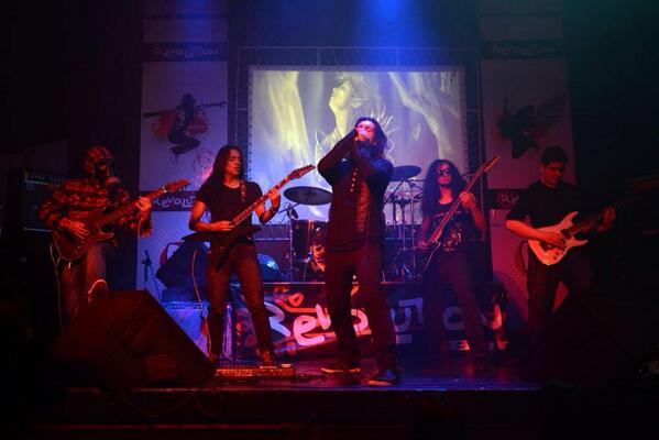 amadofoto's tweet photo. Un adelanto @SANCTUARIUMband http://t.co/suTOceZmRH