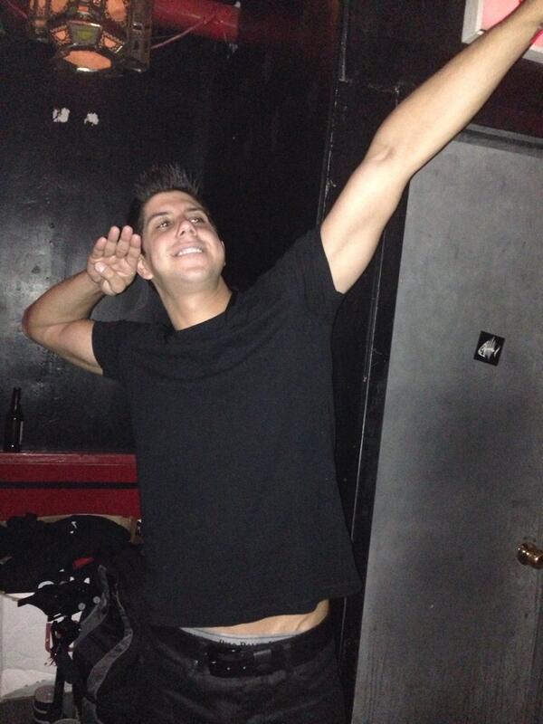 mxge_x0's tweet photo. remember this babe ?? πππ @OfficialSoMo #showofftour http://t.co/nuFMfQgR9D